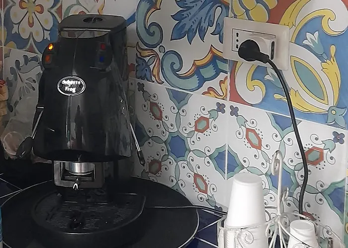 לינה וארוחת בוקר La Fenice פומפיי