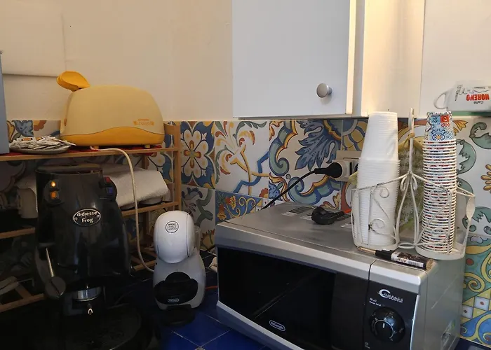 La Fenice לינה וארוחת בוקר פומפיי