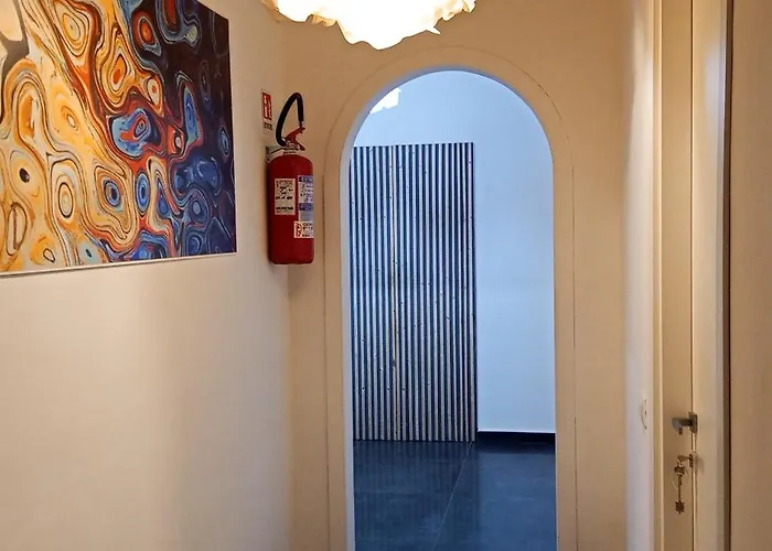 לינה וארוחת בוקר La Fenice 4*