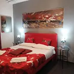 La Fenice Bed & Breakfast 3*